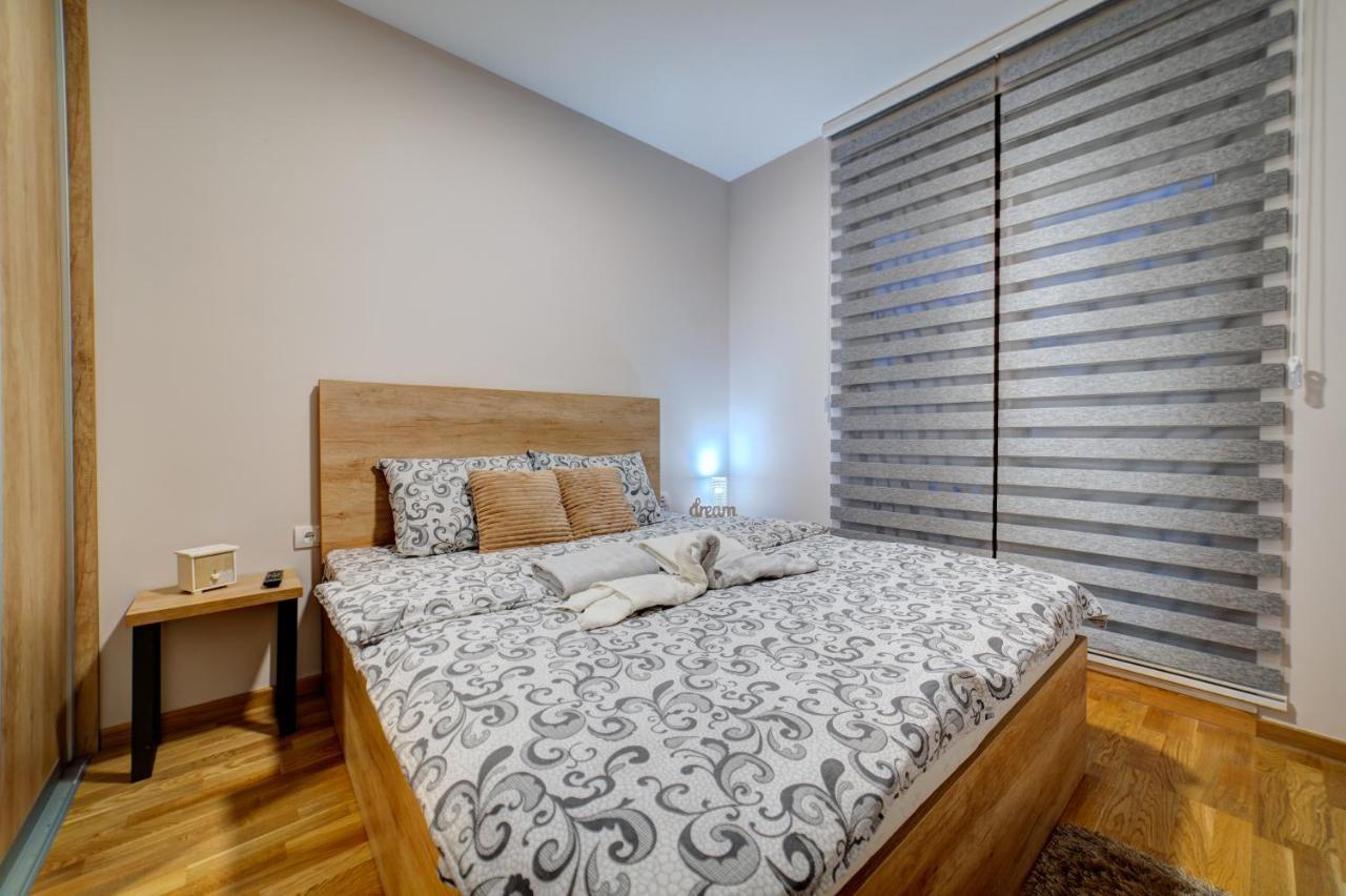Janojlic Apartment *